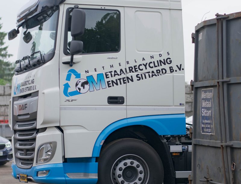Menten Metaal vrachtwagen